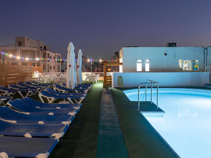 AAE2643FAD322FAF5C6B8D90D0823DEB