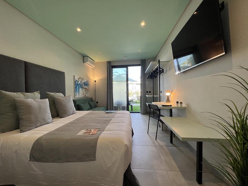 7DBDDABD999941C419E05A9E4D780ED0