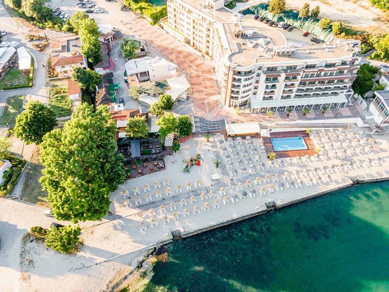 D2B4A9A53DF57BAABB7418D6E345C8C4