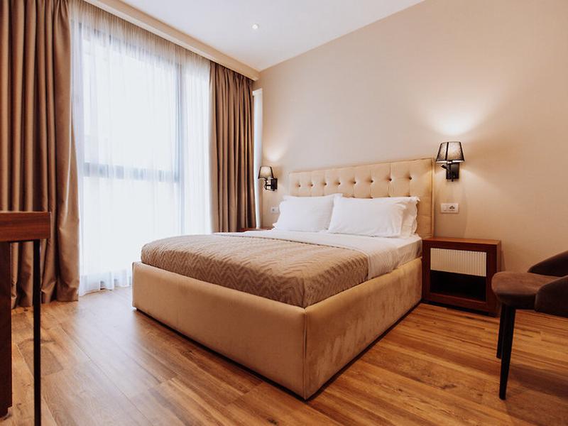 E56DFCAC5E5A8E31AECD7DC306D3B5B9