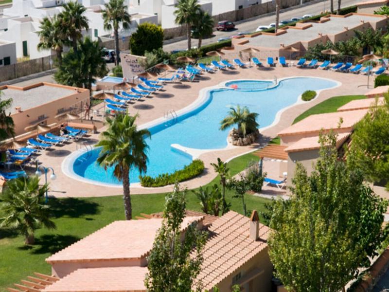 FD2A2D1D73B95AD96DB21D7181477B3C