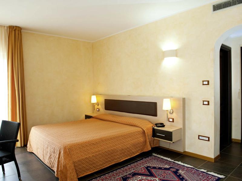 6C560B23176C56BF8AF2617C6556B894