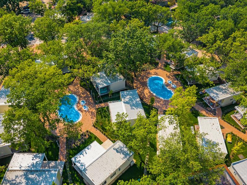 E0206CF3BE4ABCC9A7755ACC3D6C4236