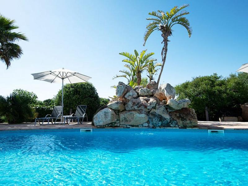 BDE15129BE8422738FCED94D58C5448D