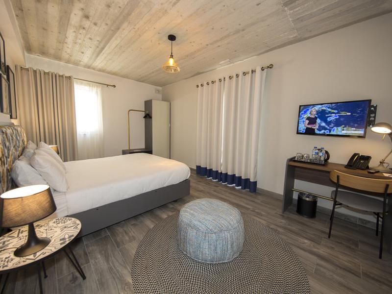 DC83367D8F1995D388B3DF73C2535A5D