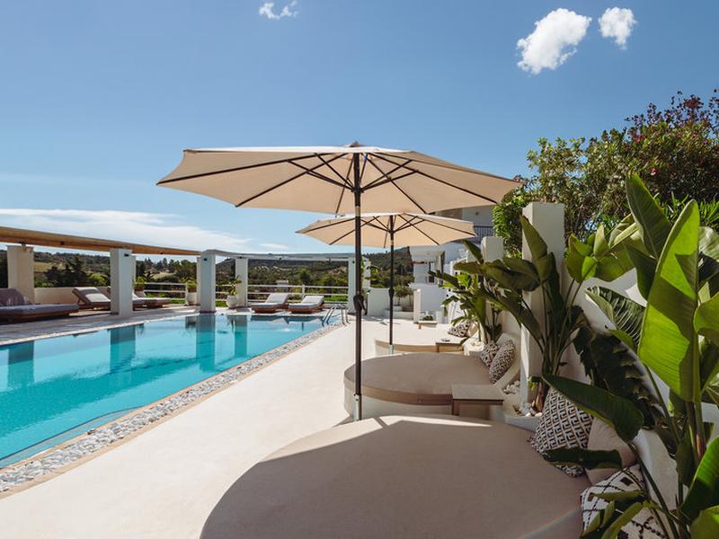 372DA53536397E714239C3C6760A369A