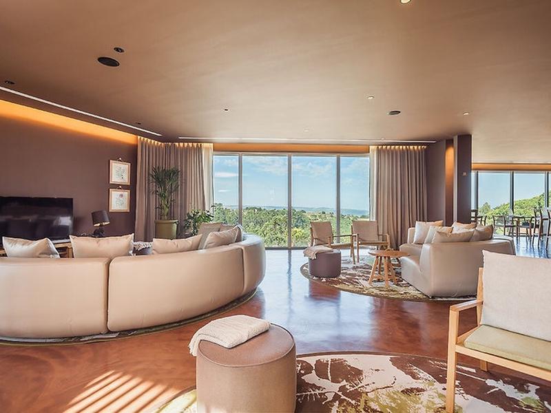 EA0AFCF8CA2AD851F1282357E2F2395E