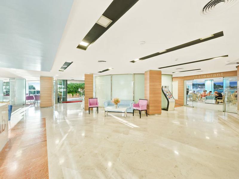 B66CEB47E039329B44BC7DD01C13EA63