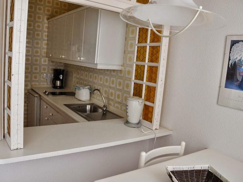 EDAB231A4BF25FD3172ED56294C472C8