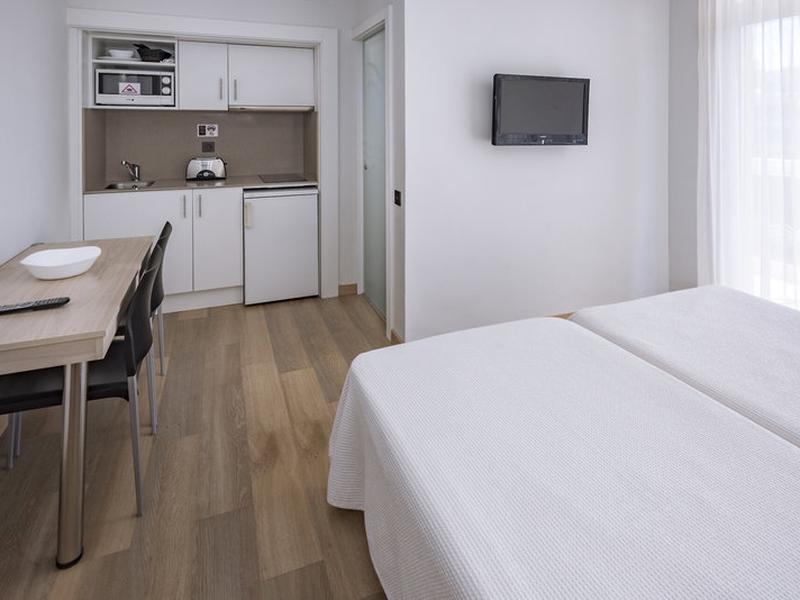 FDC979A45C9503BFD8FD9B64432BF37A