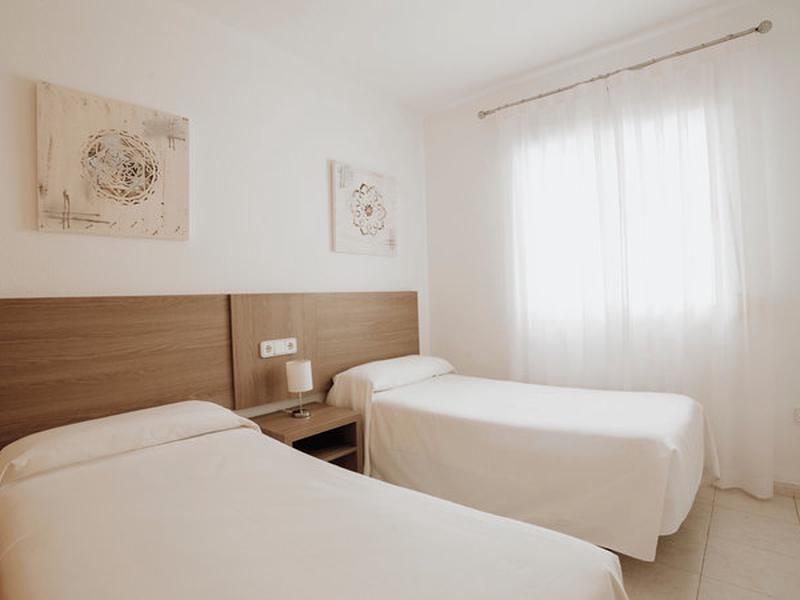 50CAA84885F35C5CDBD2A364CDC7D844