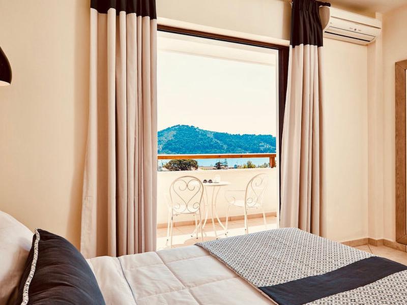 20675A908BE1FFE6002FD7785694691E