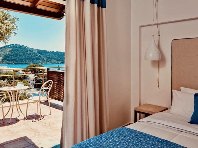 3AD200AA897EE12F153724048C5DDE77