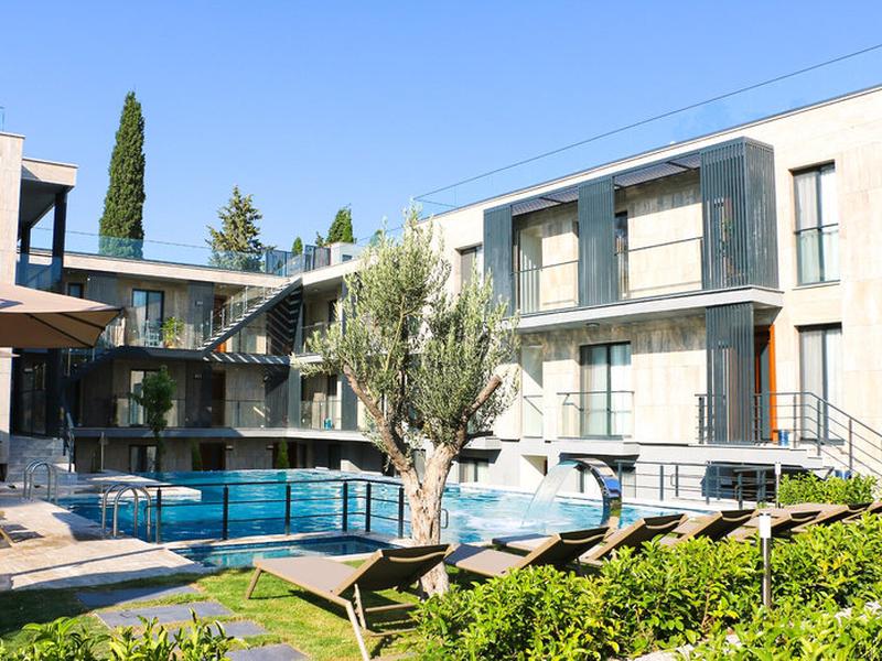 910E9D4C8D23E66789628D4AFD0DB57C