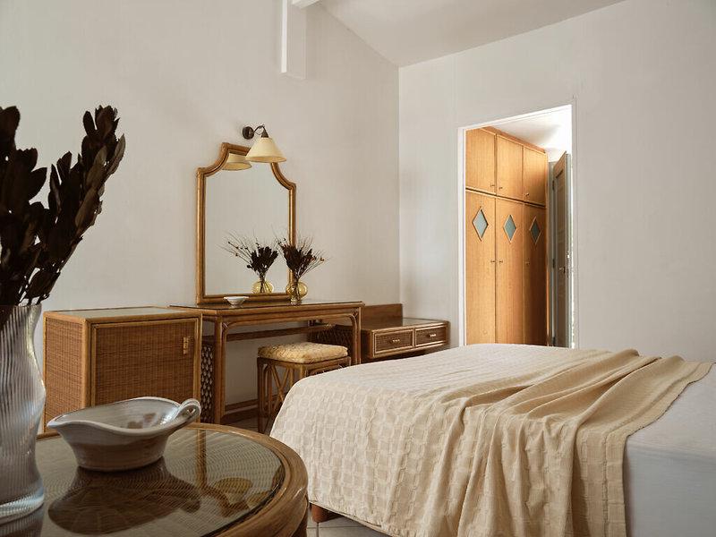 E06B2567CC39122C70776AA67100B2F0