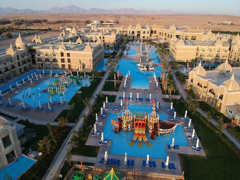 Hotel Titanic Royal in Hurghada sonnenklar.TV