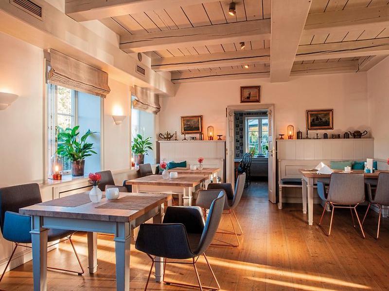 FF699C4C750F5B98D7CE75A548704F74