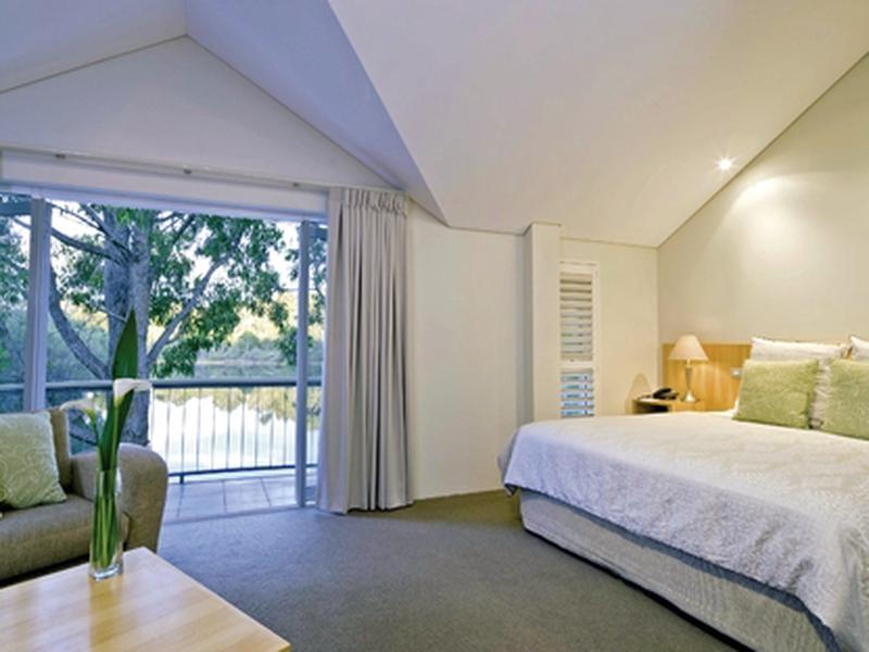 A1973DAC1437D489D84F5A0AA7254D24