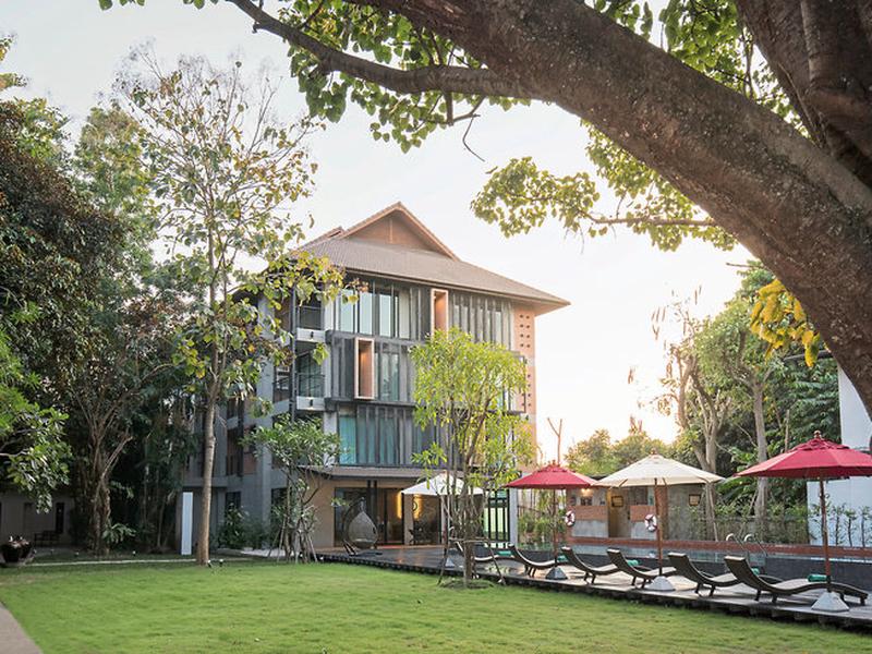 4BE3B8E7F3E2C5F9D8B30FFC4B1E25E1