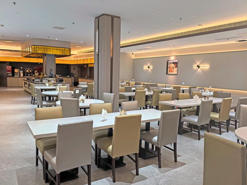 6143846426020F4CC4A1D8DF43CCADAA