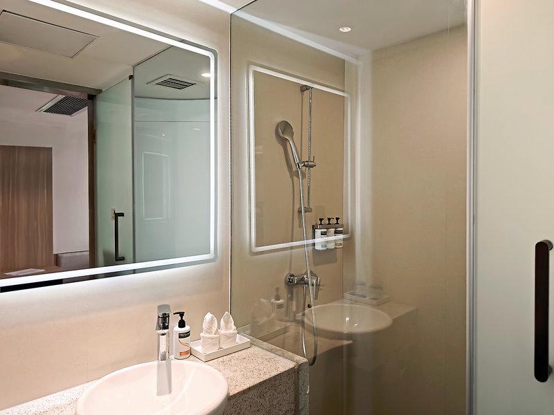 EAA8BE1CF1F499A1690E3F11E9020C90