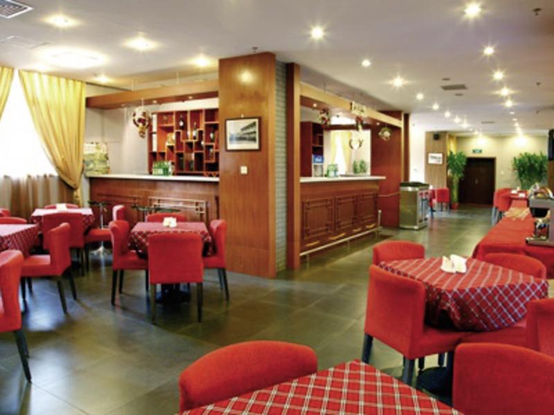 0096CBEDEA54053E7CD67DD0B6B7F0AB