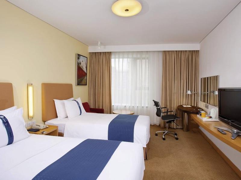 FBD9F43628C07AE2C04599C76C838551