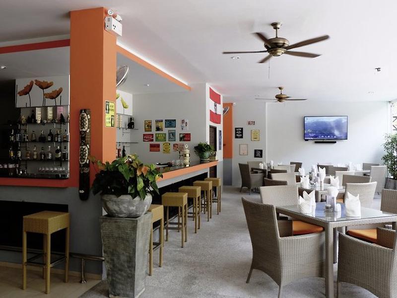 85BDBDE182F33B79446BC0B478F79A99