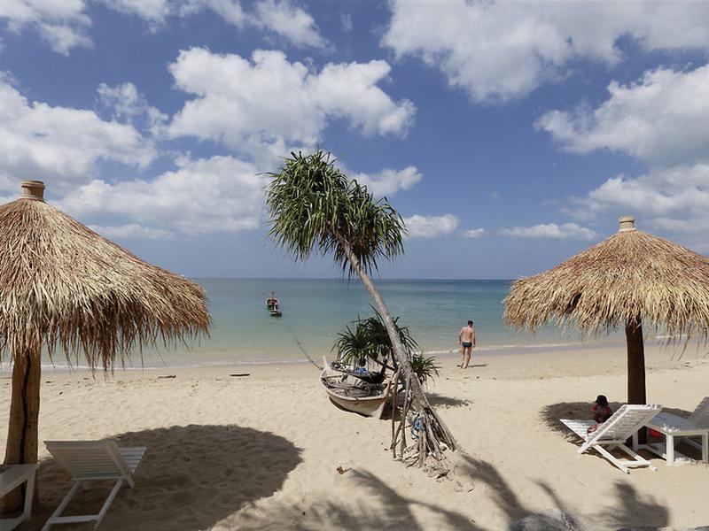 17624CE46C3085C7D5BADBFE9818C593