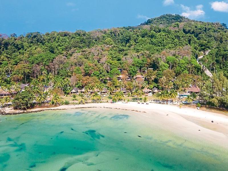 7064F8D389FE8A93C9095CADA5423275