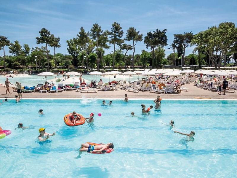 7DF9B8E1D3B32118A819B18F35CE2A3F