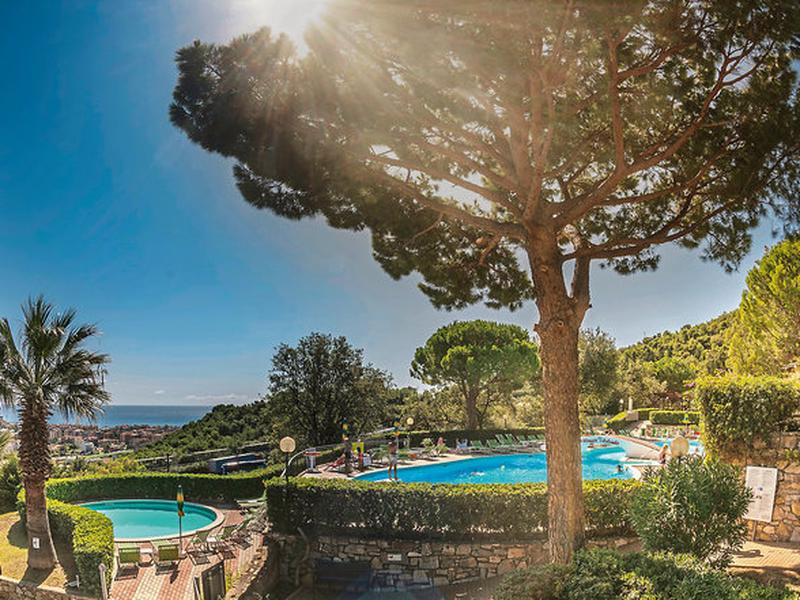 71AEDAB28832602BC9D9B75D9CF327A4