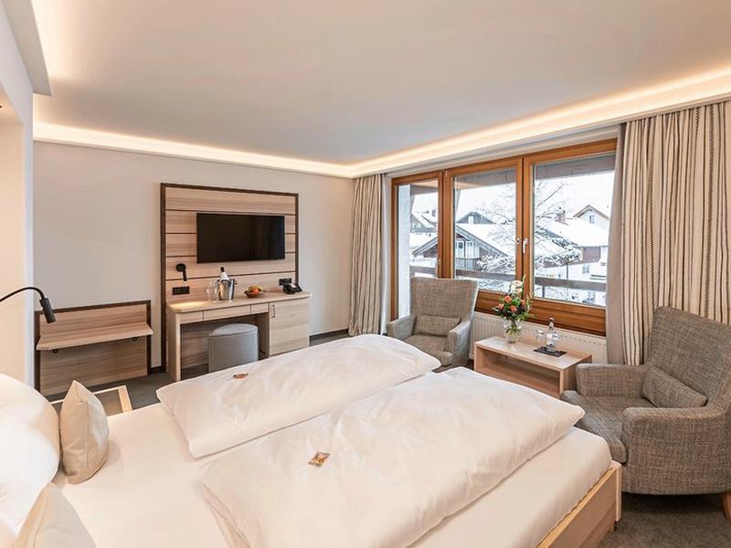 E2D7A20CC146D55E520CA04AAAD3BA6A