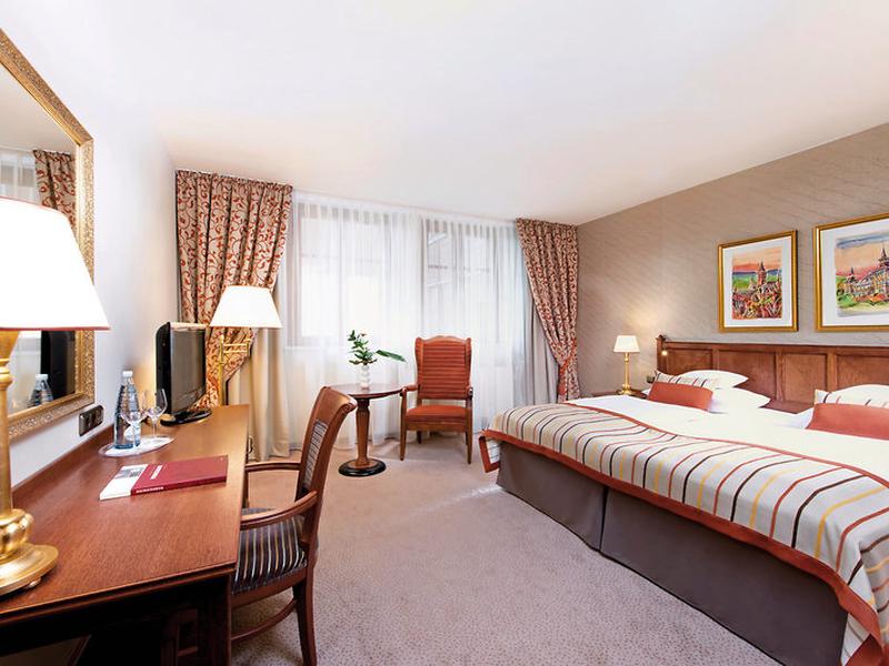 DECCA62B83E5CA459394A6C638860AEA