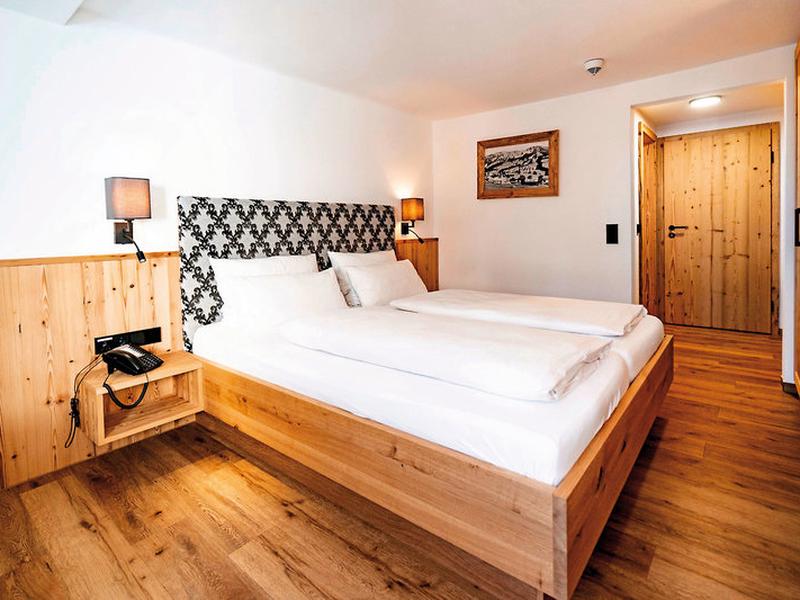 88314C3D7D295FFBF005921BF8373062