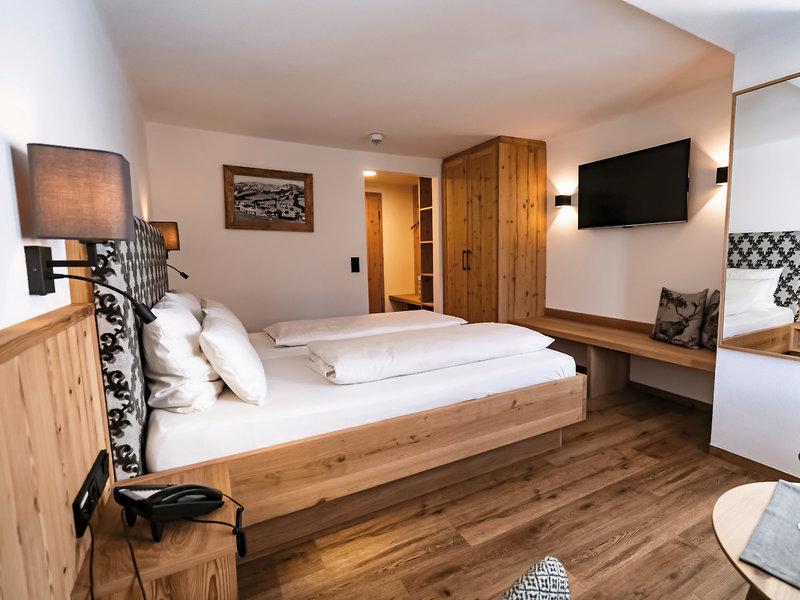 8F900E23749E4E2C05BAA3A3432472A6