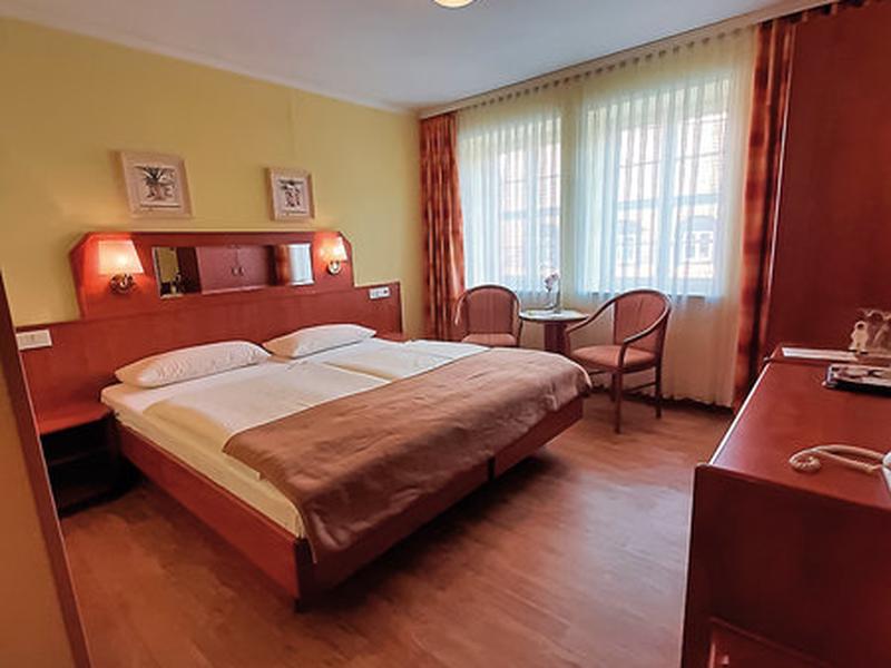 C756DE9519958320C9DC57941CF5C7C0