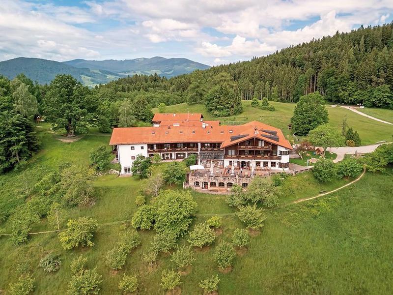 63398E5372FD85B38124E5E3453D0988