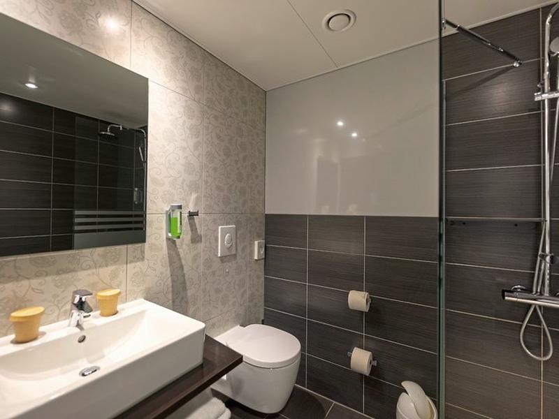 8663C1141B449B02649CDDC4D77C5EB4