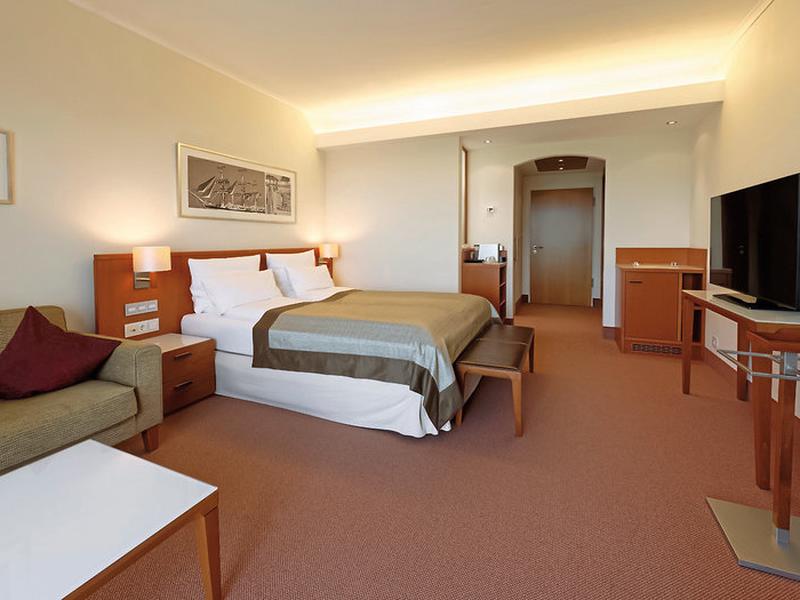 867615B9FE9269374D20DD6E047BF1AE