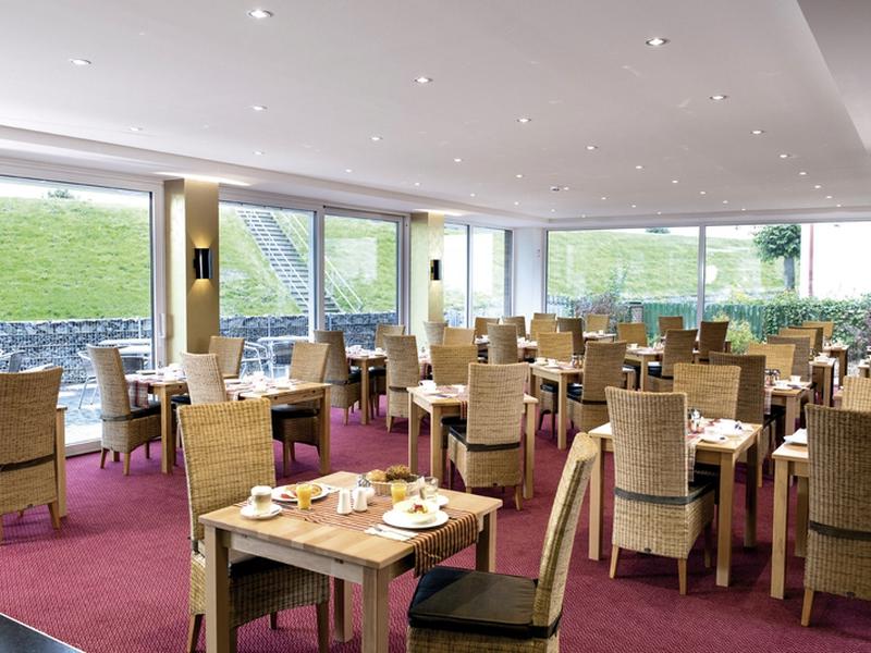 C266AD92E218D3D057B152236E2FBAE3