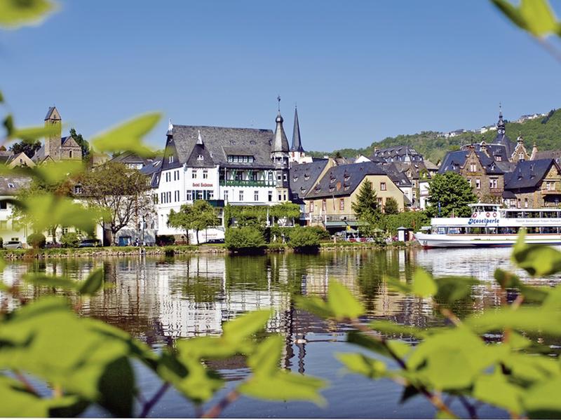 6D1D68936D4C9299104252D7A207CEE2