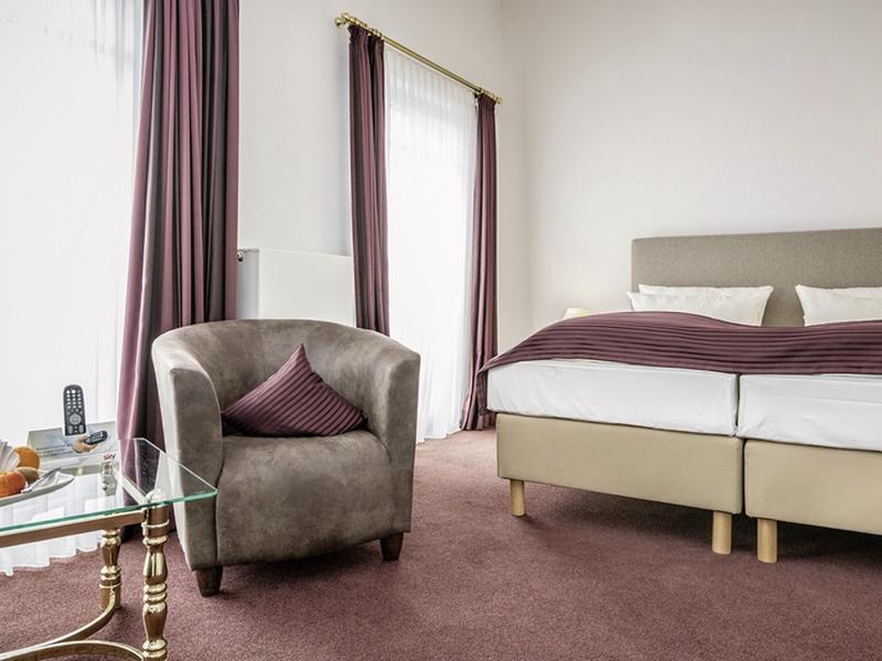 39A7FD92649A65169CA822B15C98298B