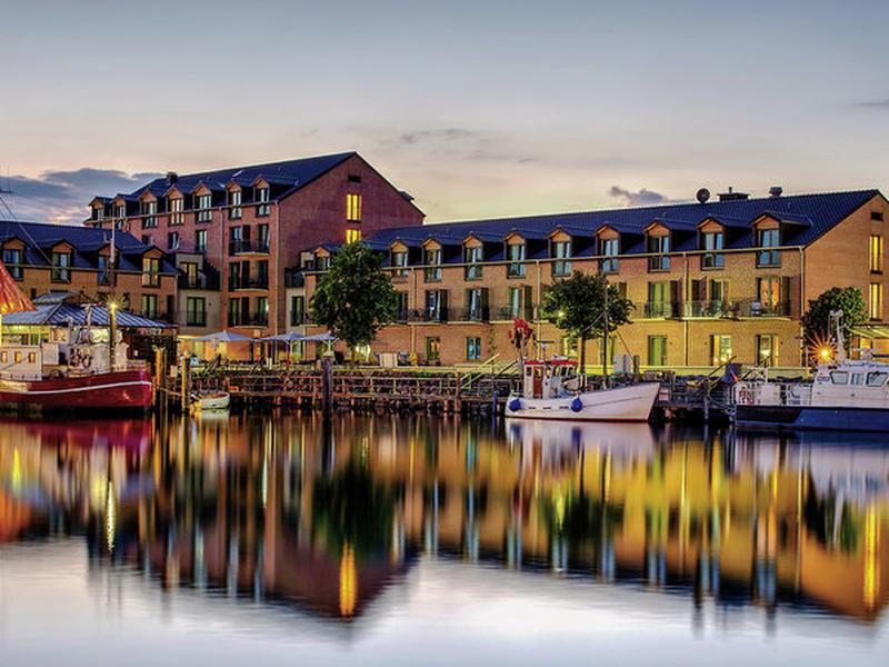 33BB9D315E6B96D76BD1525359083B8E