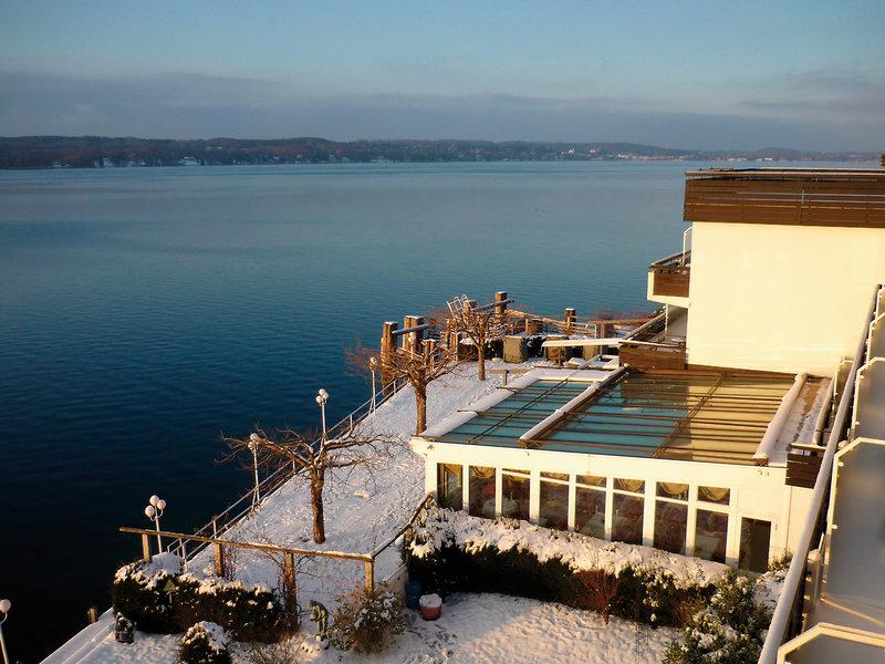 AD5C0F430D5C897F4A3784E03DE870C9