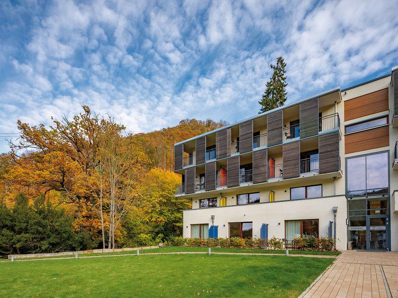 DF95FE7A1BC4A0A86C12FA578E92E93C