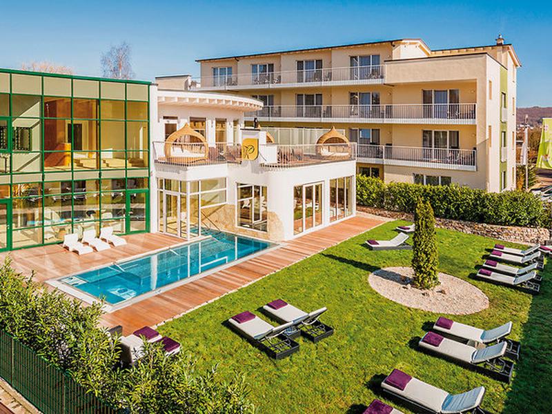 3DD19D58569F6C3DFED3EA872243B663