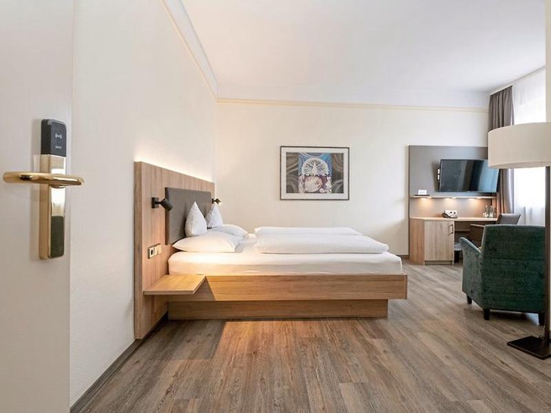 CEDA0AB92BA9386C28B42EF6A217A162