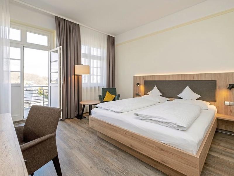 FFA7CF99363E6E152EA8B4CCAD877306