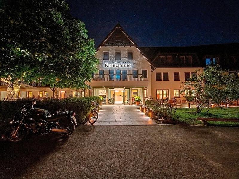 69D989B45BA44008013D46774A3D673F